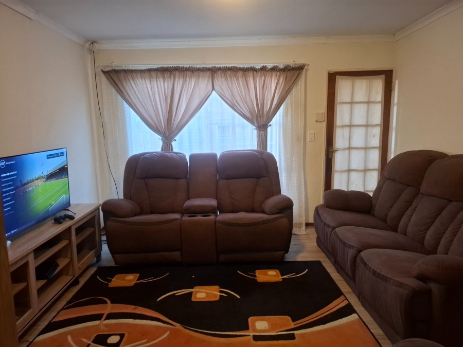 3 Bedroom Property for Sale in Universitas Free State